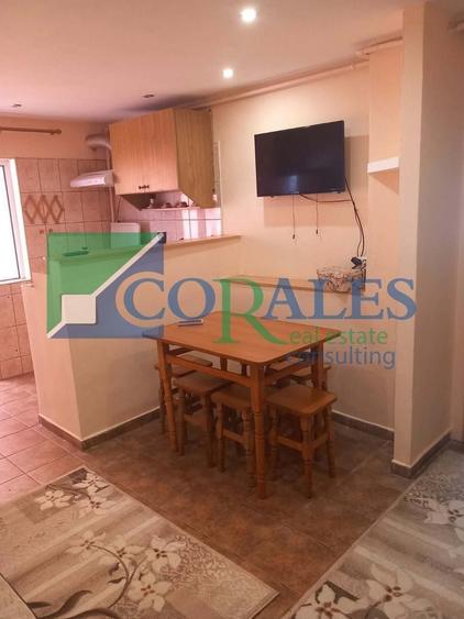 Apartament cu 2 camere decomandat, mobilat în Aradului