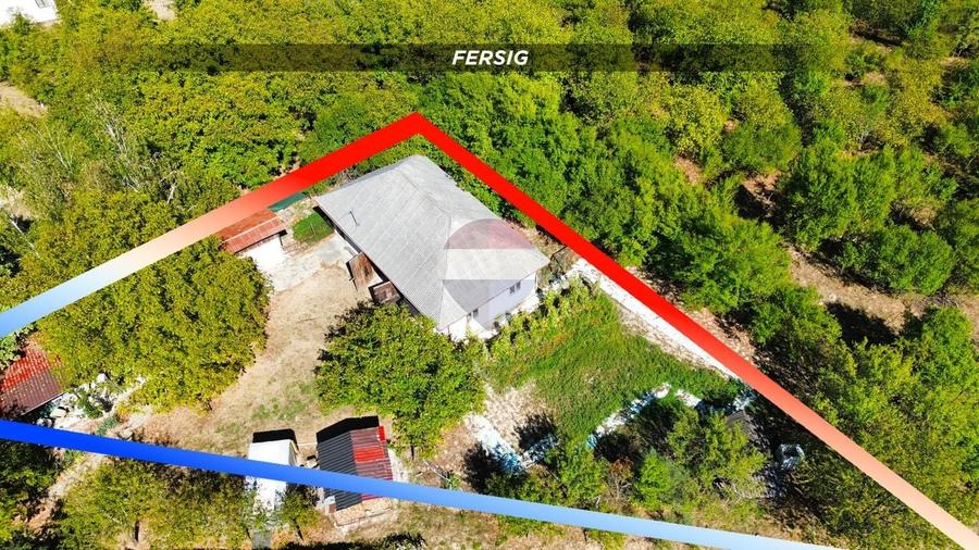 Casă individuală cu 1 camere cu Teren 1000 Mp în Fersig
