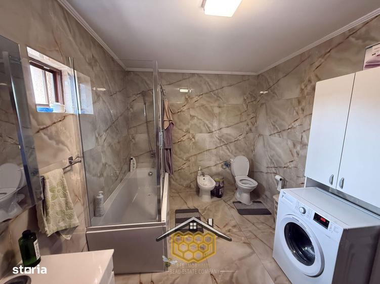 Casă cu 4 camere cu Teren 330 Mp în Bordei