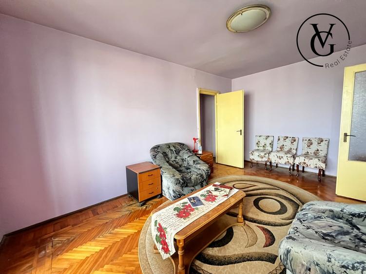 Apartament cu 3 camere semidecomandat, mobilat în Grivița