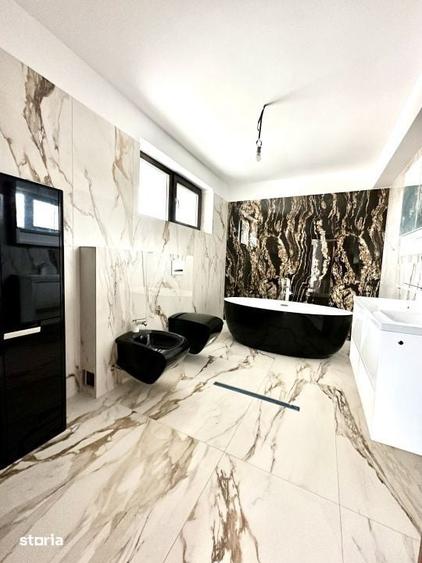Casă cu 6 camere cu Teren 783 Mp în Cornu