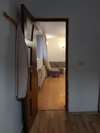 Apartament cu 2 camere semidecomandat, mobilat în Calea Victoriei