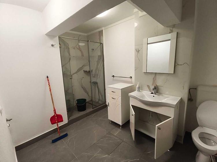 Apartament ultracentral in curte comuna - 8