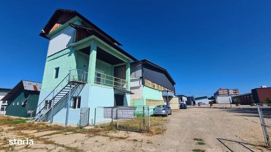 Spațiu comercial, de 100 mp, în Central