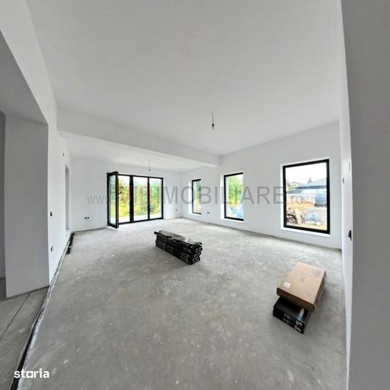 Casă cu 4 camere cu Teren 520 Mp în Drumul Taberei