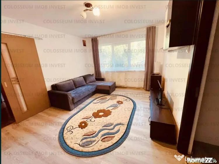 Apartament cu 2 camere semidecomandat în Centrul Civic