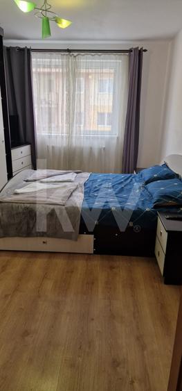 Apartament cu 3 camere decomandat în Hipodrom 3