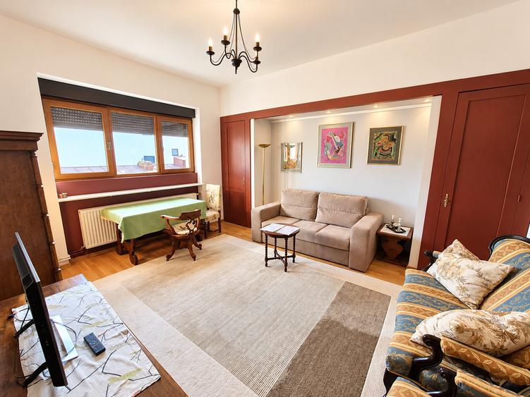Apartament cu 2 camere decomandat în Eminescu