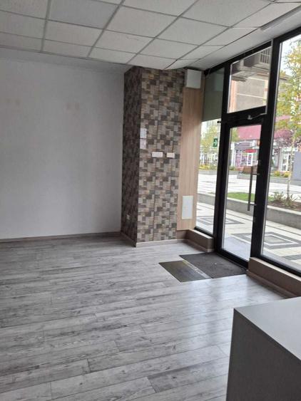 Spațiu comercial, de 78 mp, în Central