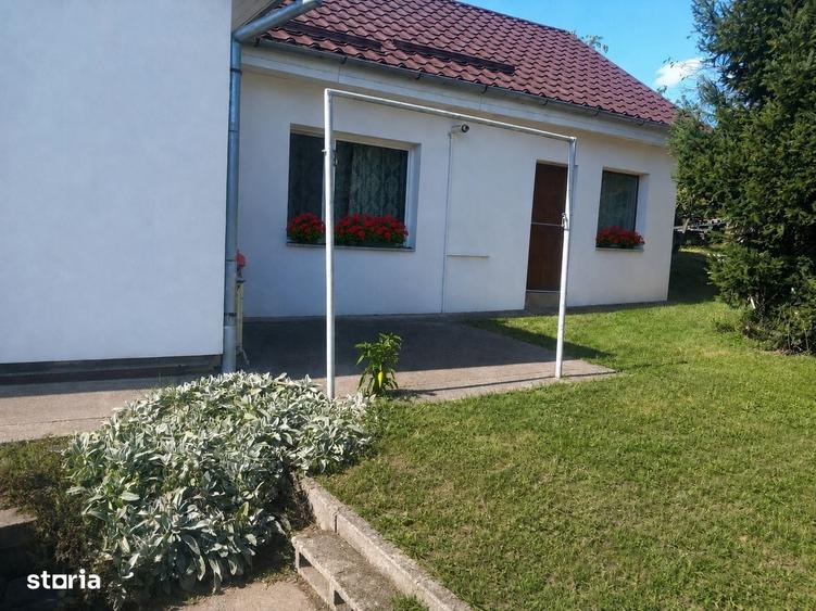 Casă cu 4 camere în Central