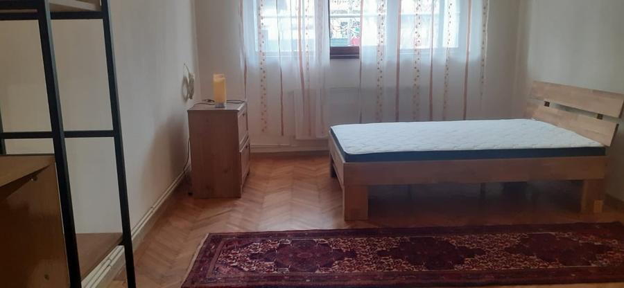 Casă cu 3 camere cu Teren 150 Mp în Central