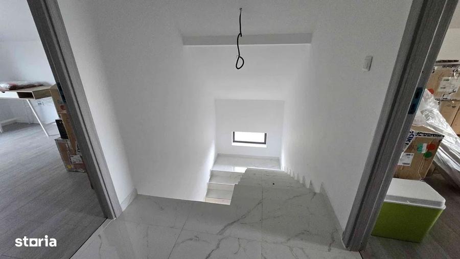 Casă cu 4 camere în Holboca