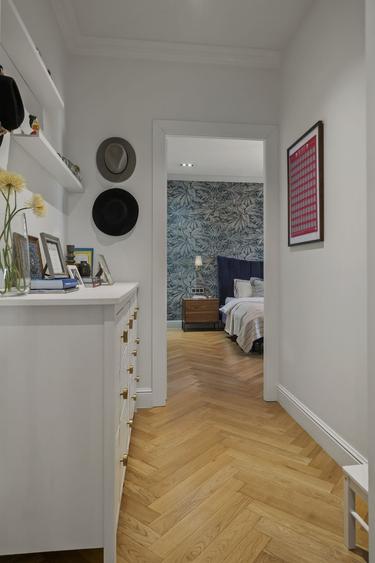Apartament cu 4 camere, mobilat în Barbu Văcărescu