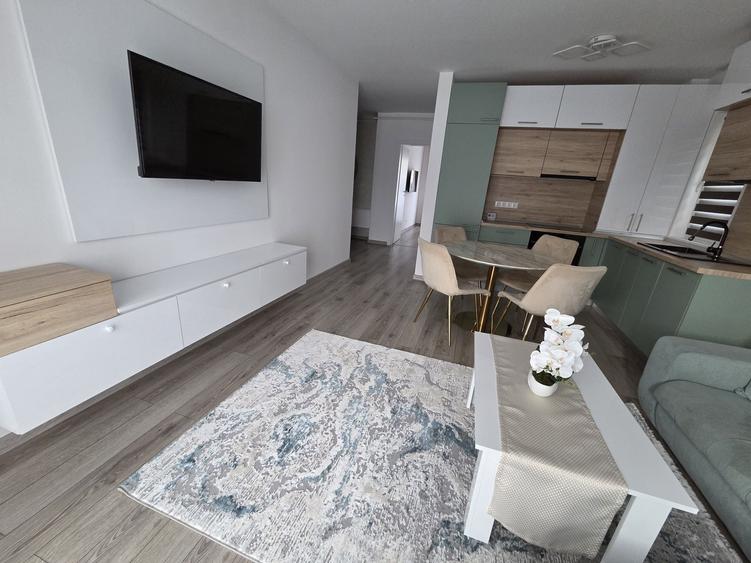 Apartament cu 2 camere decomandat în Săsar