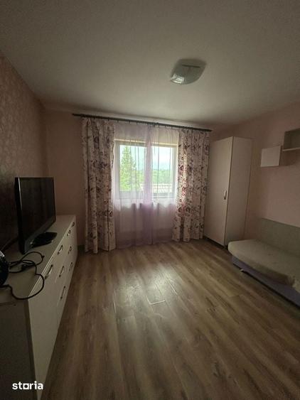 Casă cu 3 camere decomandat cu Teren 350 Mp în Podu Roș