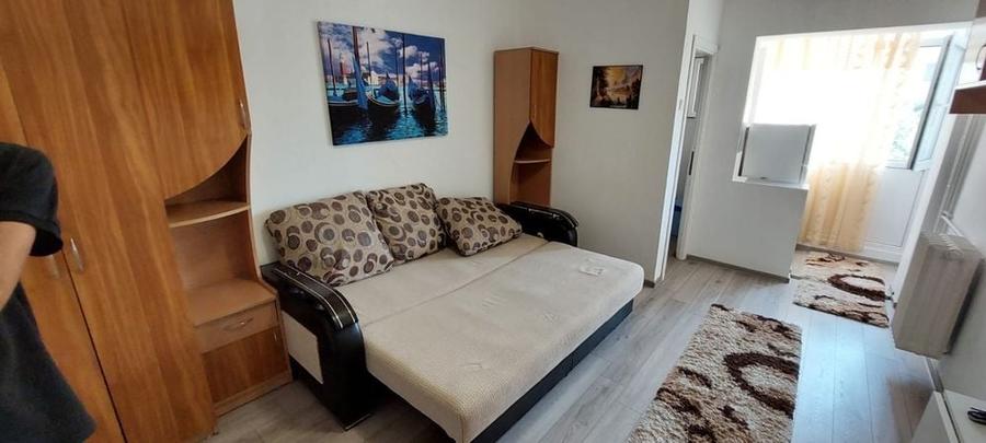 Garsonieră decomandată în Alexandru cel Bun