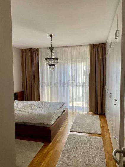 Apartament cu 3 camere decomandat, mobilat în Pipera