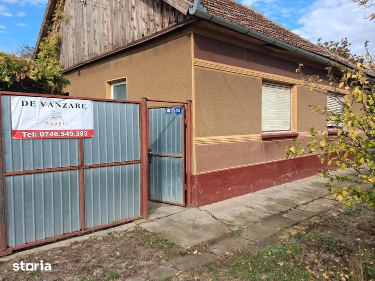 Casă cu 3 camere cu Teren 1800 Mp în Olari