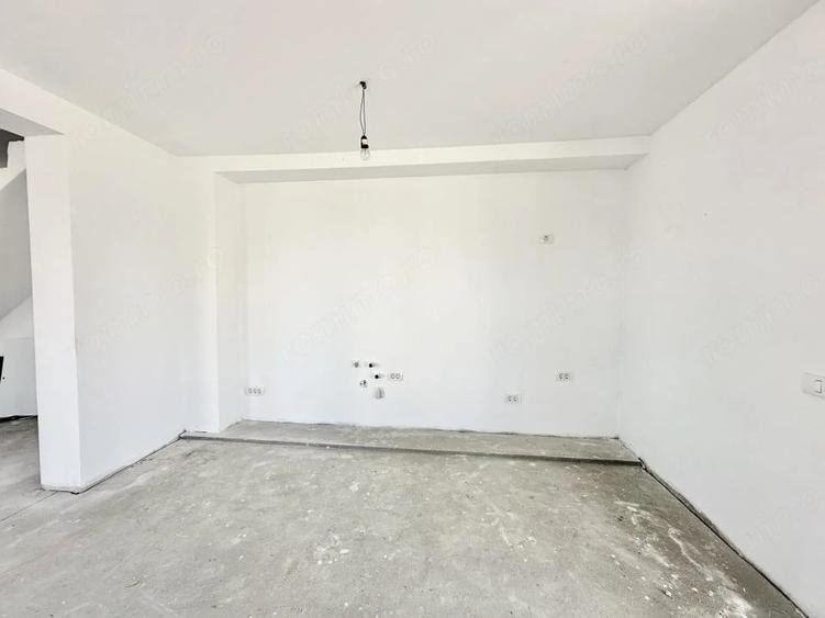 Casă cu 4 camere cu Teren 310 Mp în Bazoș