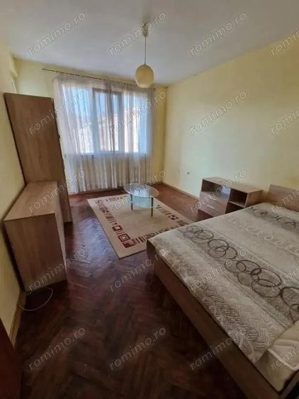 Garsonieră decomandată în Aradului