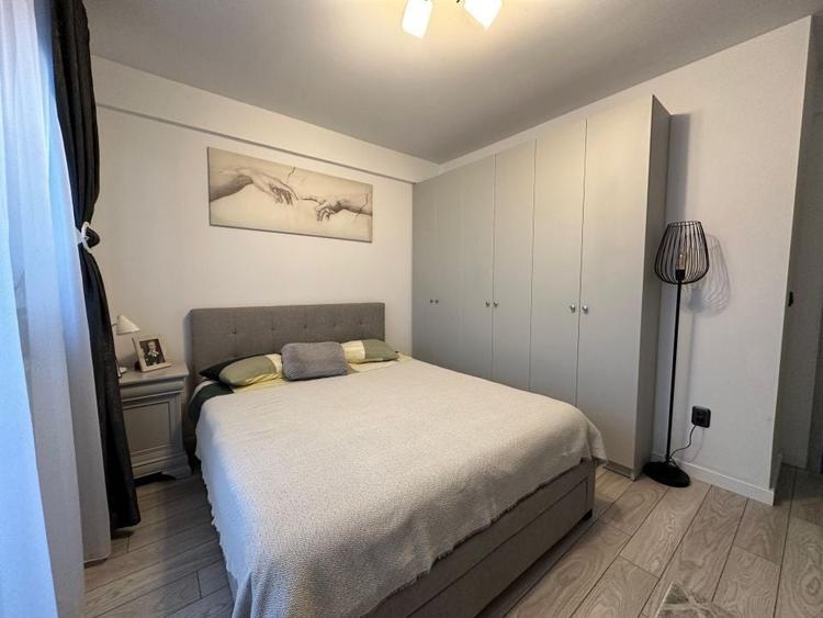 Apartament cu 2 camere decomandat, mobilat în Industriilor