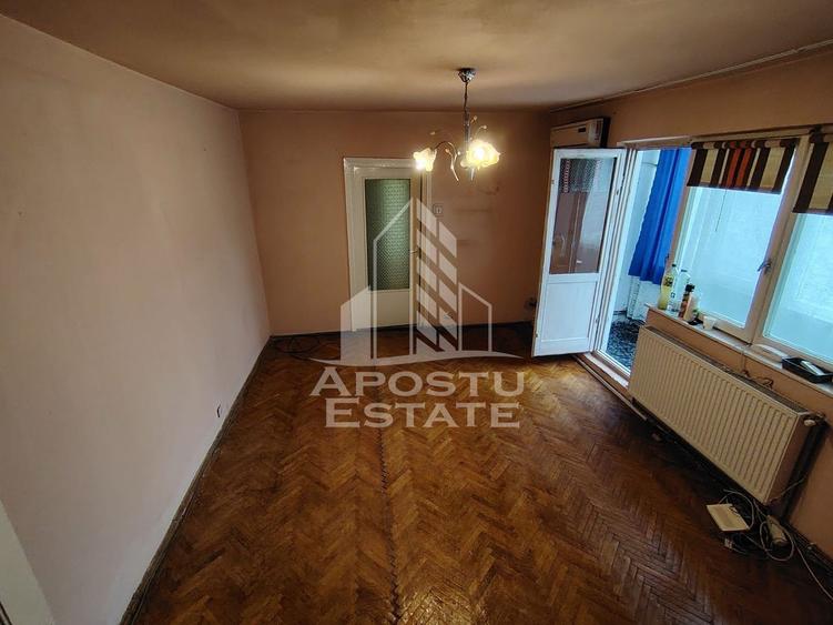 Apartament cu 2 camere de vanzare, boxa, Zona Cetatii, Timisoara - 1