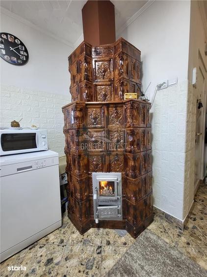 Apartament cu 2 camere semidecomandat, mobilat în Central