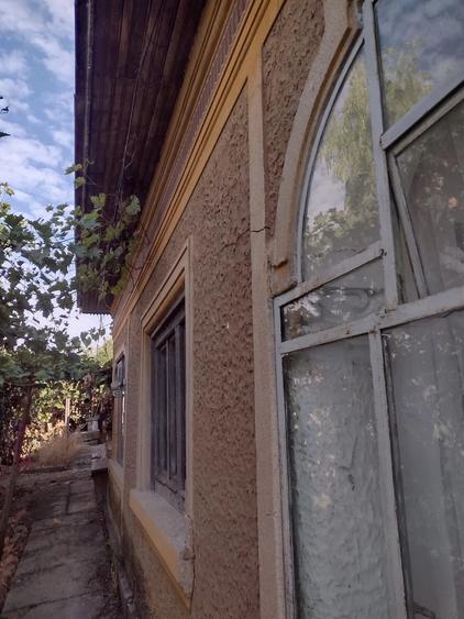 Casă cu Teren 1575 Mp în Siliștea