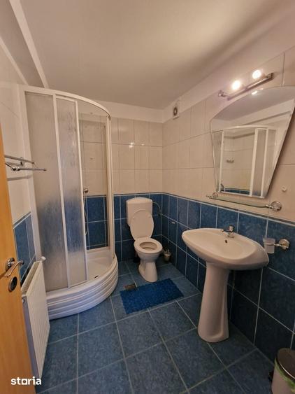 Apartament cu 3 camere semidecomandat în Zorilor