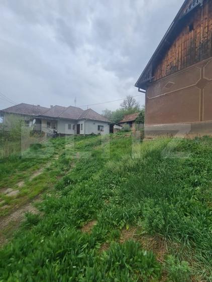 Casă individuală cu 3 camere cu Canalizare în Sânpaul