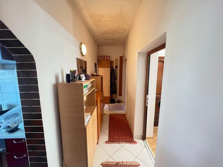 Apartament cu 2 camere decomandat, mobilat în Bartolomeu