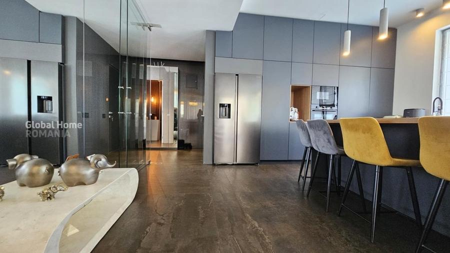Casă cu 4 camere cu Teren 330 Mp în Corbeanca