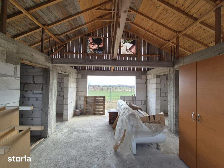 Casă cu 3 camere cu Teren 400 Mp în Moara Vlăsiei
