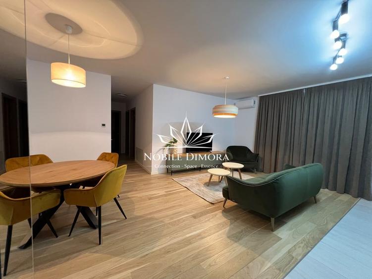 Apartament cu 3 camere decomandat, mobilat în Central