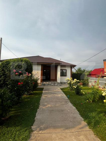 Casă cu 2 camere cu Teren 800 Mp în Central