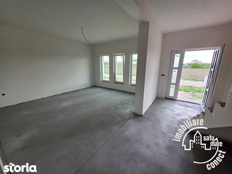 Casă cu 3 camere cu Teren 260 Mp în Bercu Roșu