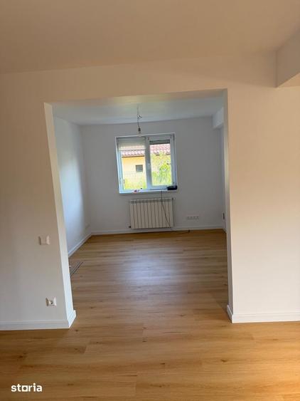 Apartament cu 4 camere în Domnești