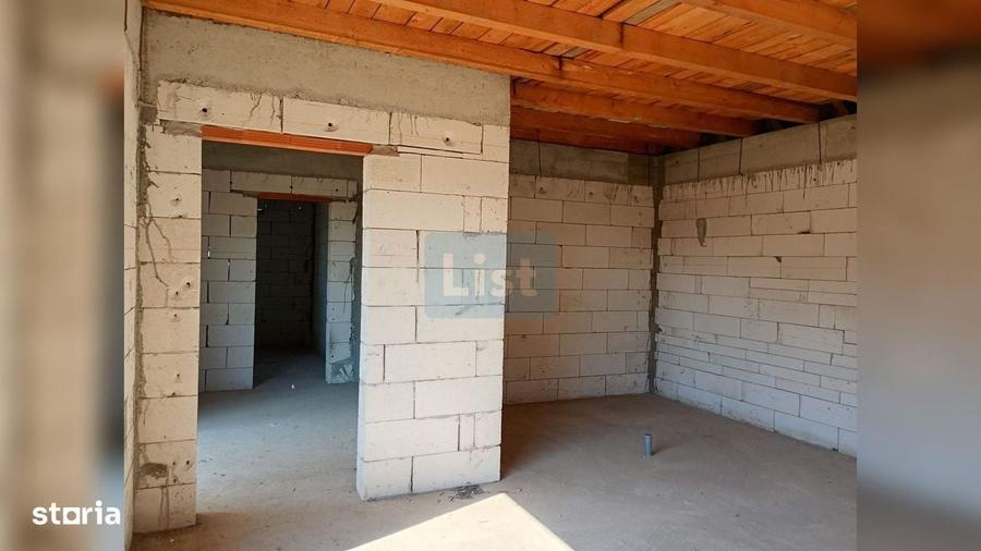 Casă cu 3 camere în Vasile Alecsandri