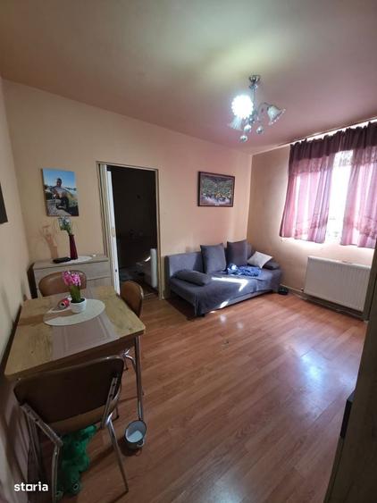 Apartament cu 2 camere în Micro 14