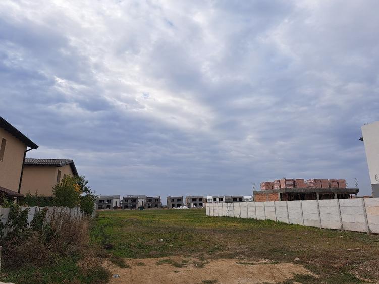 Teren Construcții intravilan de 850 mp, în Nord-Vest