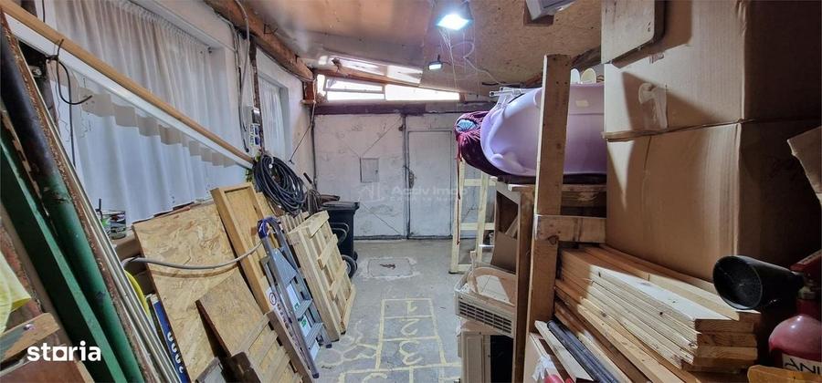 Casă cu 4 camere în Câlnic