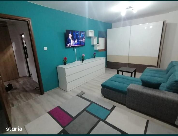 Apartament cu 2 camere decomandat în Micro 3