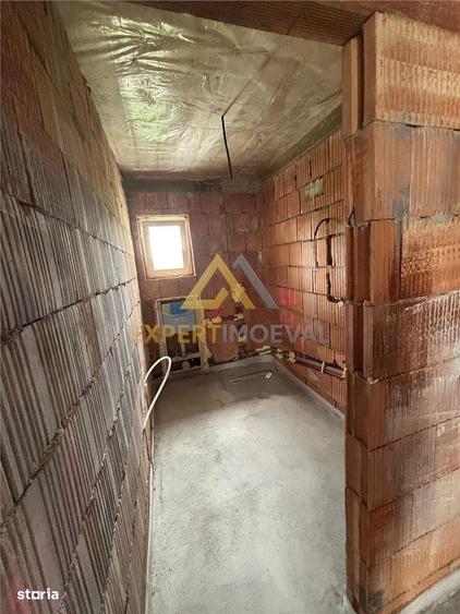 Casă cu 4 camere în Tăuții-Măgherăuș