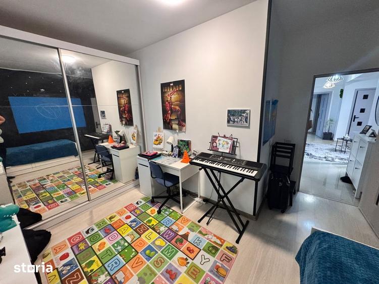 Apartament cu 4 camere decomandat, mobilat în Fundeni