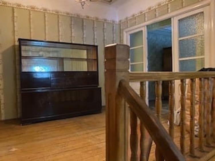Casă cu 4 camere cu Teren 260 Mp în Școlilor