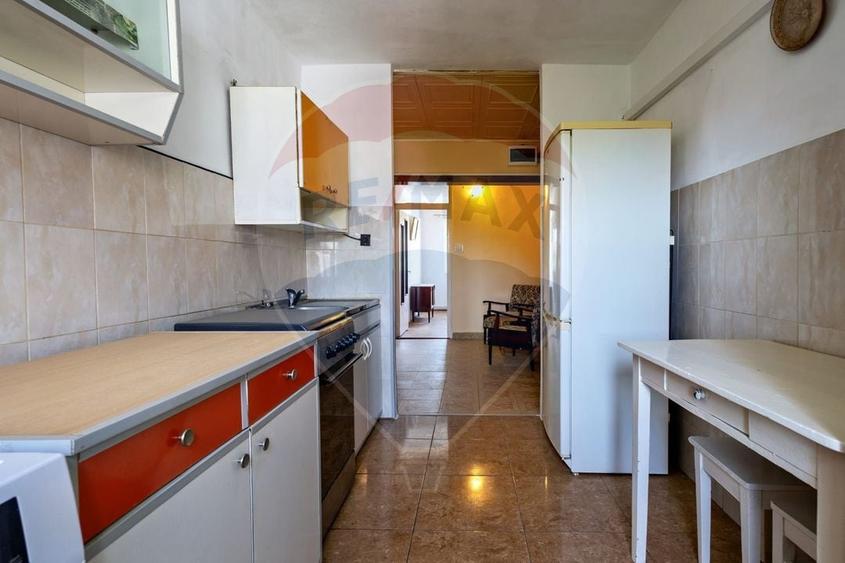 Apartament cu 3 camere de vânzare în zona Aradului - 10