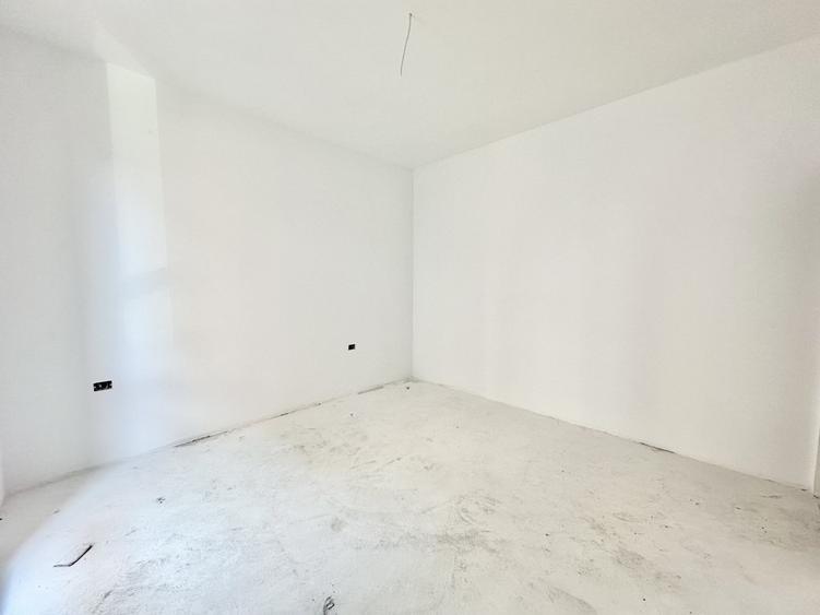 Apartament cu 2 camere decomandat în Giroc