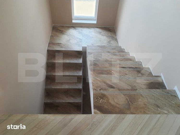 Casă cu 5 camere cu Teren 660 Mp în Ghiroda