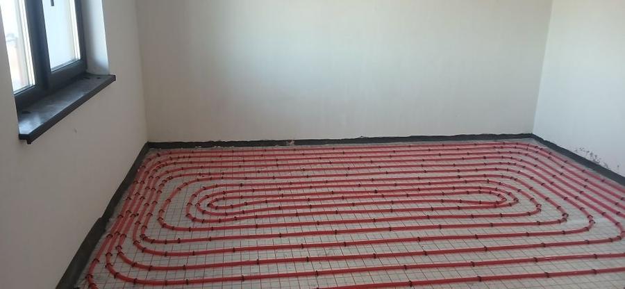 Apartament cu 3 camere decomandat în Fălticeni