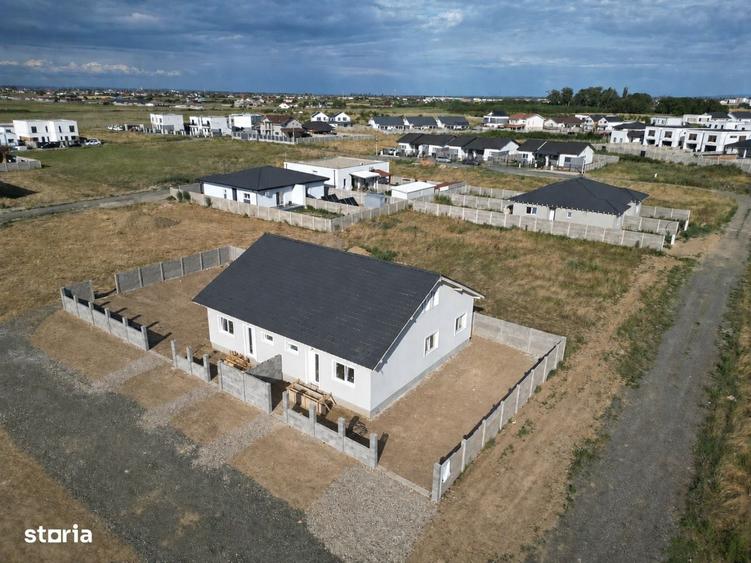 Casă cu 3 camere în Urseni